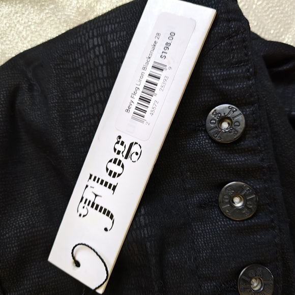 Bevy Flog Liron Black Snake Skin Pants Women's Size 28 NWT - Picture 6 of 6